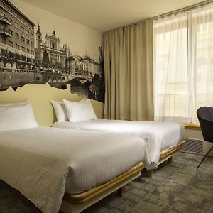 Comfort Twin Room